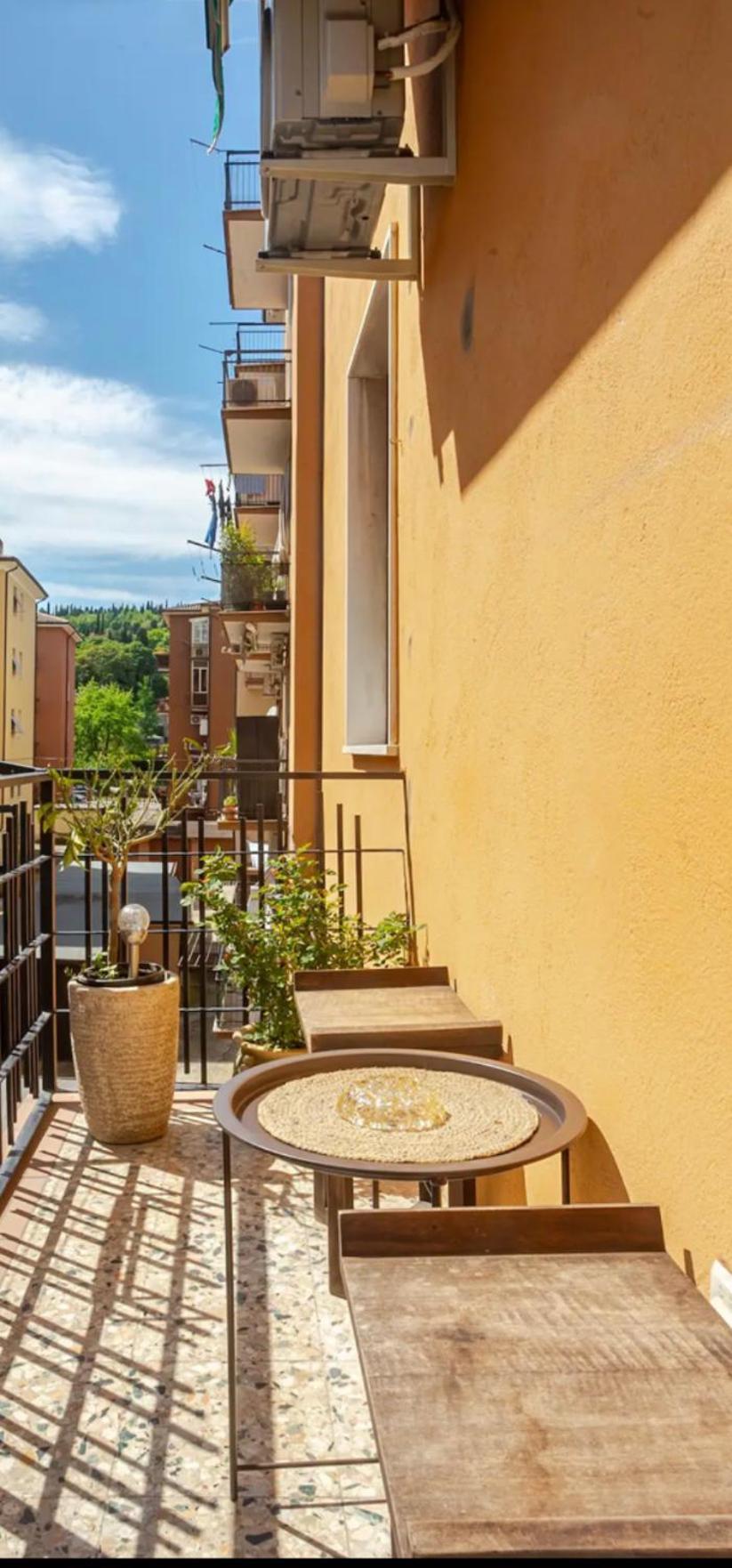 Casa Di Niky Apartment Verona Luaran gambar